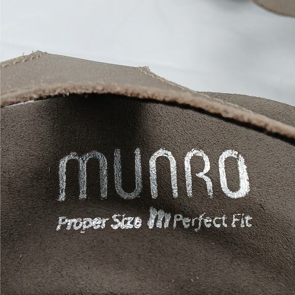 Munro Hallie Strappy Sandal Womens 6M Taupe . Metallic Leather Block Heel Shoes - Picture 7 of 10